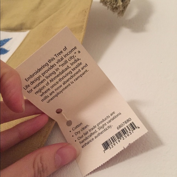 Ten Thousand Villages | Handmade Tapestry - Picture 4 of 6